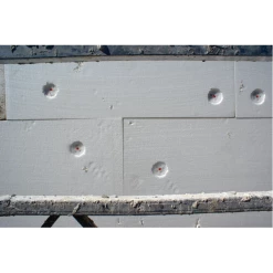 SPIT Paslode Cheville à Frapper En Plastique Cheville D'isolation à Frapper ISO Spit Avec Clou Plastique Pour PSE Et ITE - 10x135mm - 200 Pièces 057630