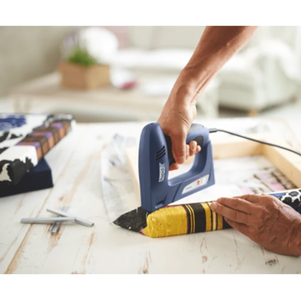 Agrafeuses Professionnelles Agrafeuse Cloueuse électrique électrique Rapid ESN530 5 Agrafeuses Professionnelles Agrafeuse Cloueuse électrique électrique Rapid ESN530 – Image 5